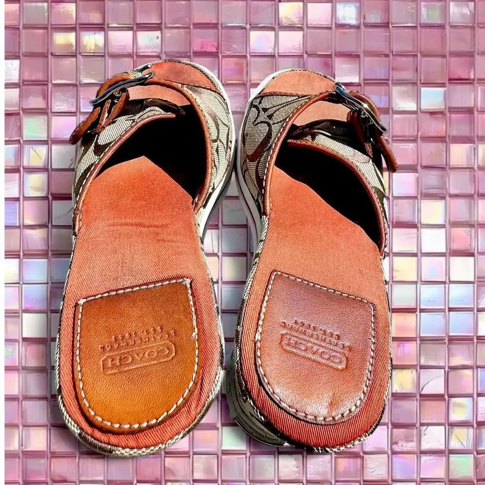 Super cute vintage coach wedge